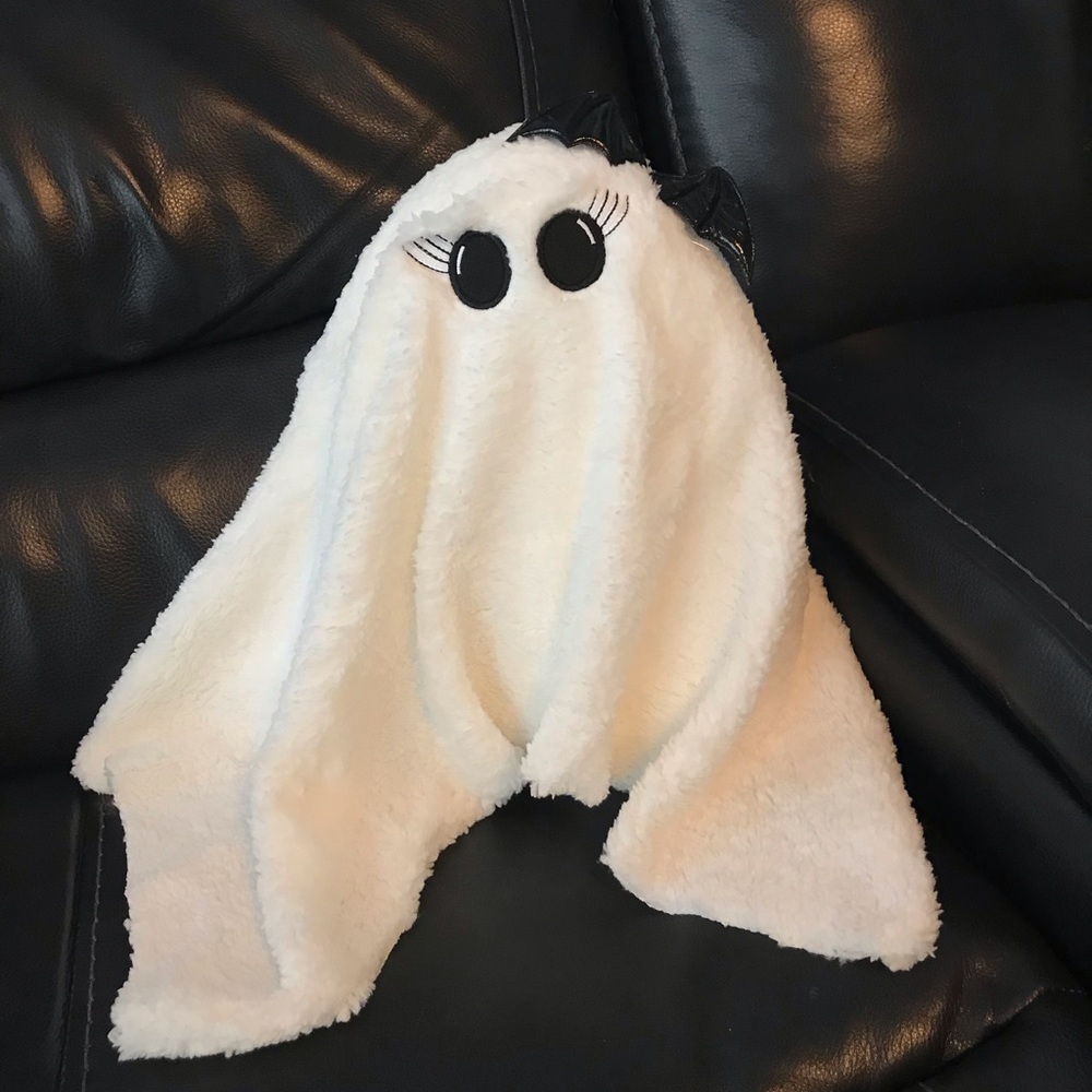 Ghost Bat Pillow Halloween Decoration Cushion Gift Trick or Treat  NEW